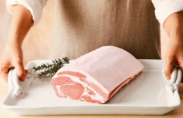 1_国内の自社農場産「やまと豚　ロース肉」.jpg
